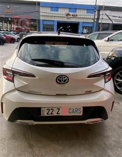 تۆیۆتا کرۆلا هاچباک